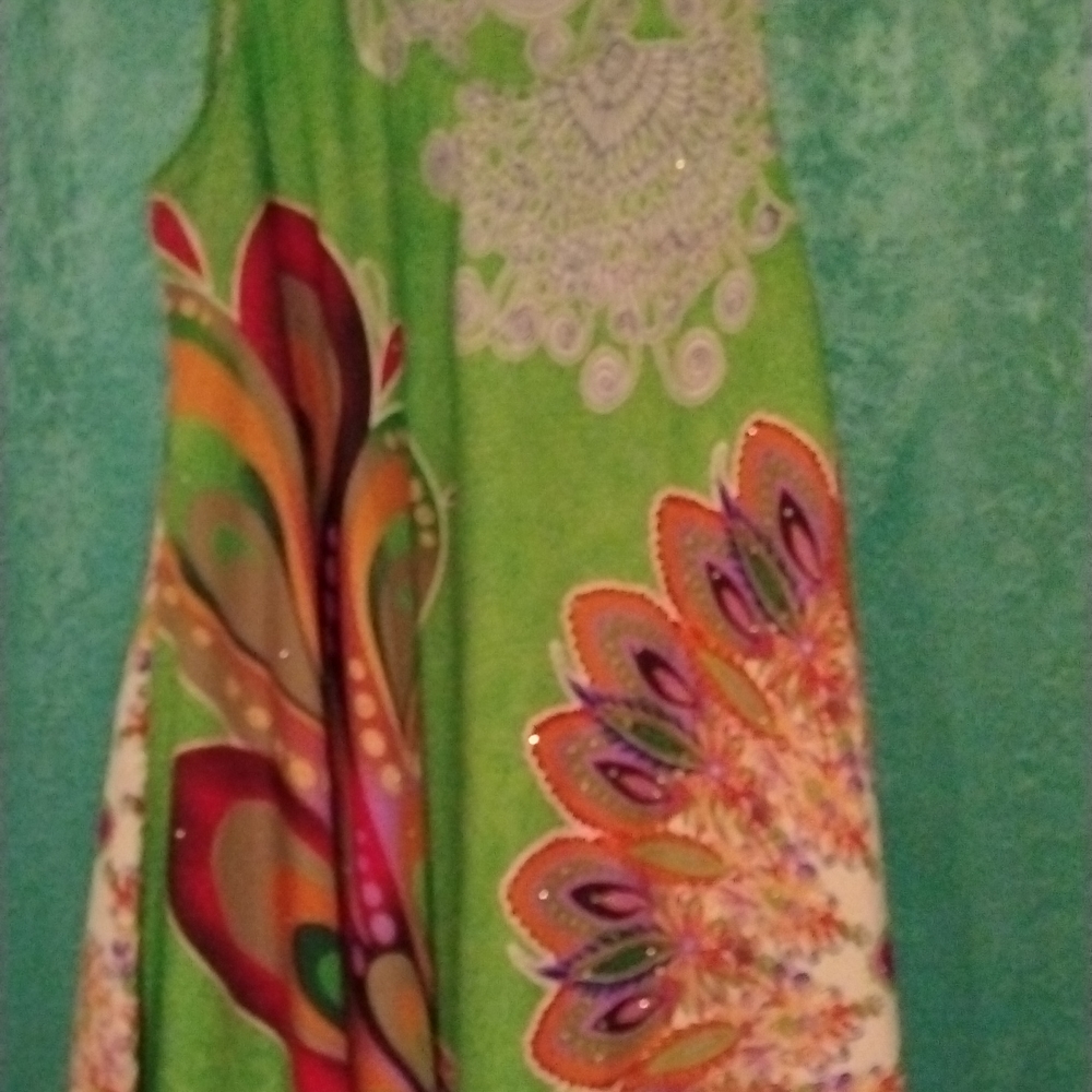 Dress - Picture 6 of 8
